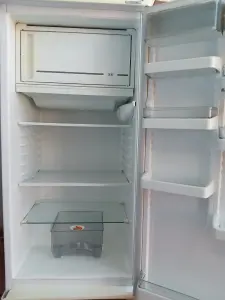 Холодильник небольшой