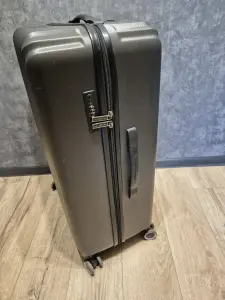 Чемодан