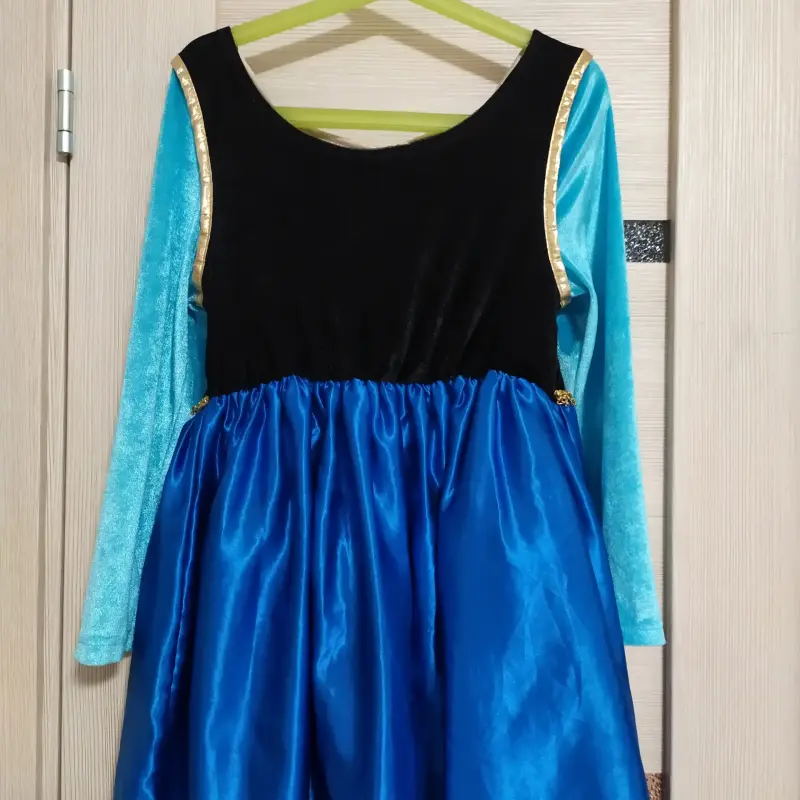 Платье Анны из Холодного сердца (Frozen, Disney)