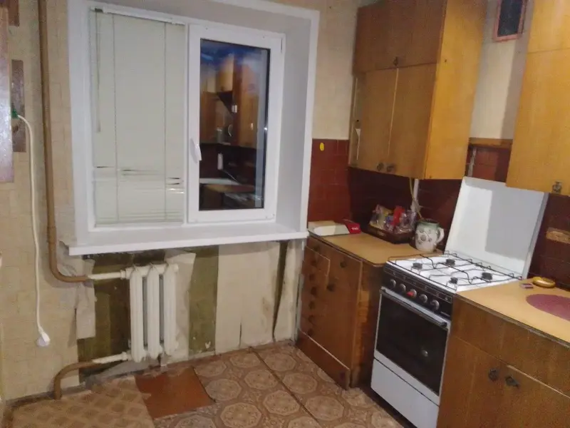 Продается квартира (полуторка) в 10-и минутах ходьбы от метро Грушевка