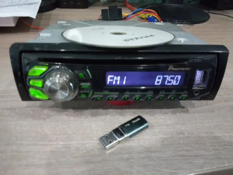 Автомагнитола Pioneer