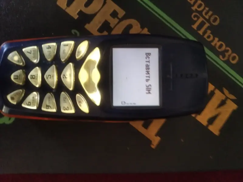 Телефон Nokia 3510