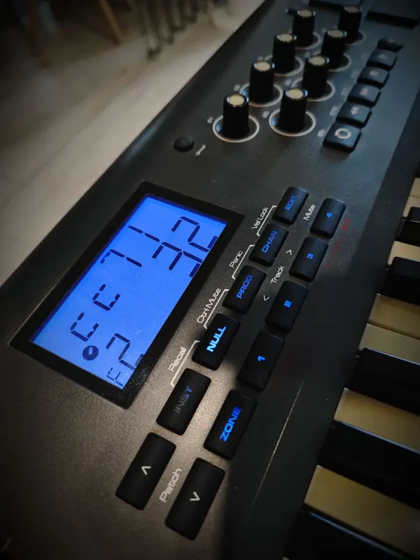 MIDI-клавиатура M-Audio Axiom Mark II 49