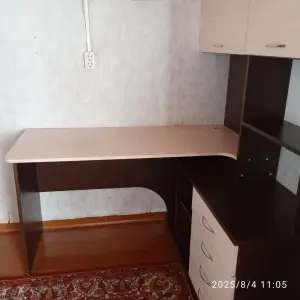 Стол компьютерный/письменный