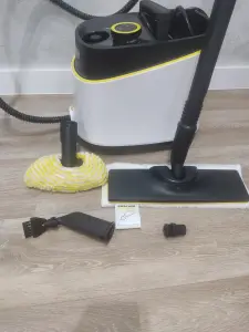 Пароочиститель Karcher SC 3 Deluxe (1.513-430.0)