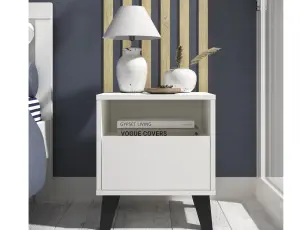 Тумбочка