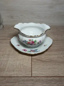 Соусник