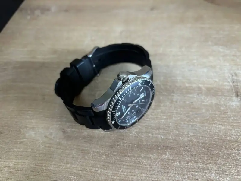Часы Victorinox Maverick 241610 (а.45-046755)