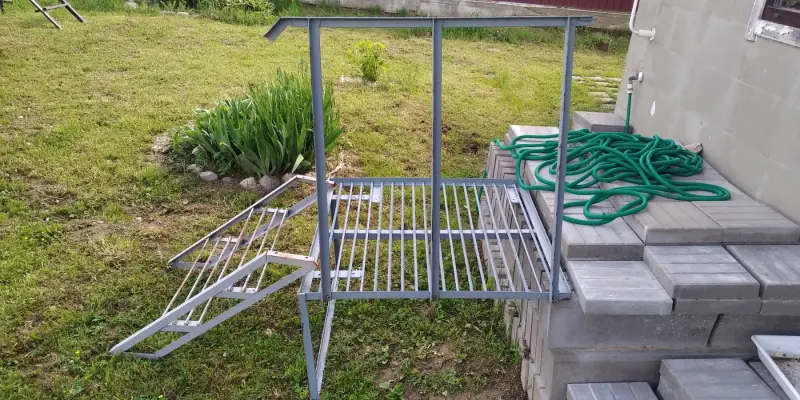 Приставное крыльцо