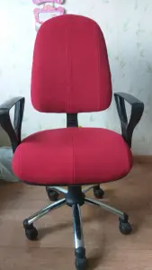 стулья компьютерные