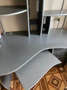 Письменный стол