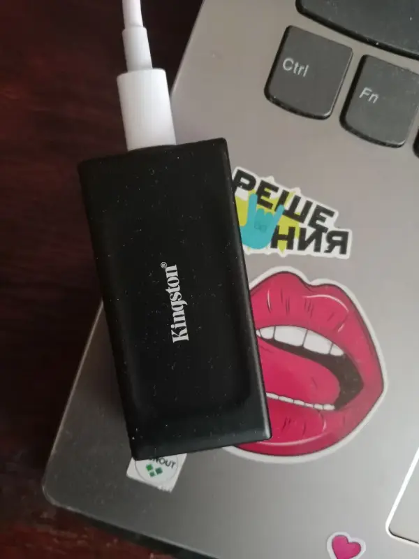 Внешний SSD 1000gb