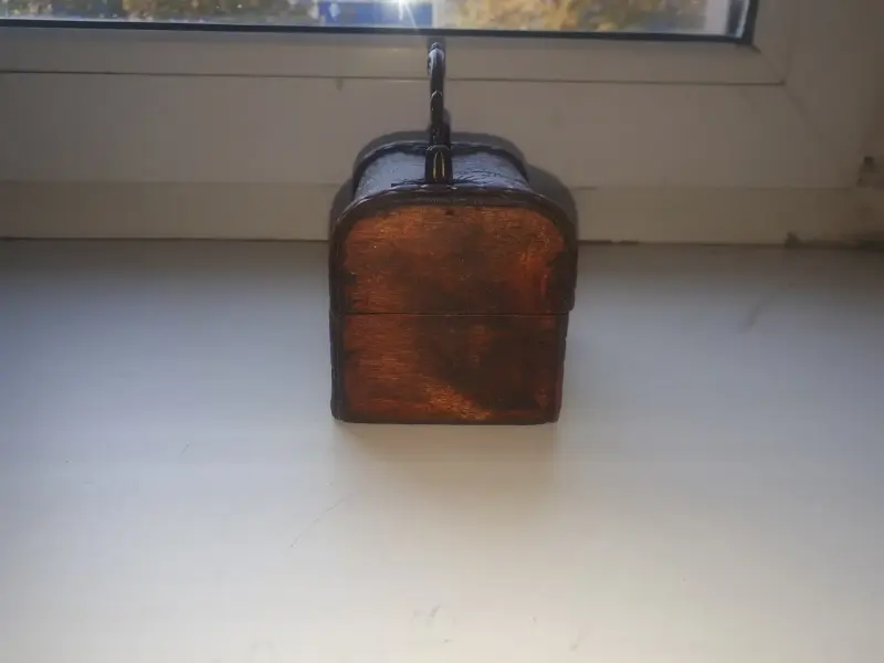Шкатулка для украшений