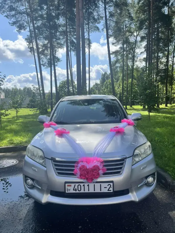 Свадебные украшения на машину