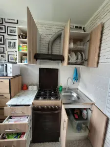 Кухонные шкафчики (+мойка +смеситель)