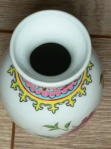 Вазочки