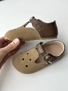 Сандалии детские Новые