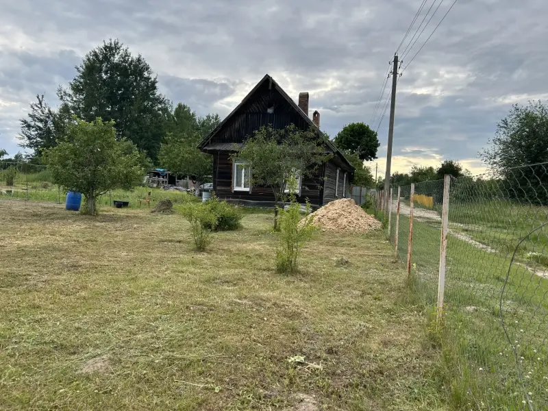 Продаю жилой деревянный дом в деревне Новоселки