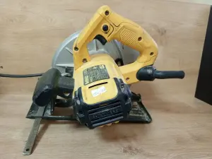 Дисковая пила DeWalt DWE560 (а.87-017838)