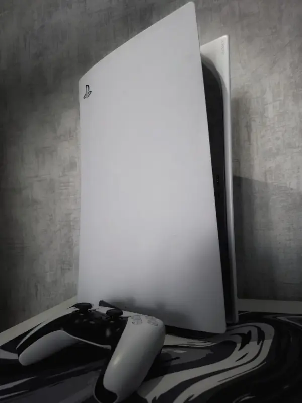 Приставка Sony PlayStation 5 с дисководом и геймпадом Ps5