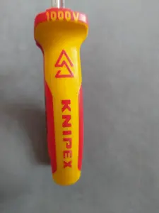 Бокорезы диэлектрические. Knipex. Германия.
