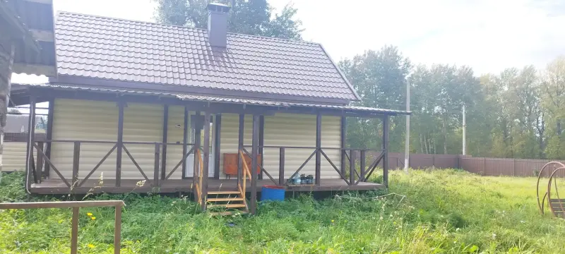 Дом на берегу озера