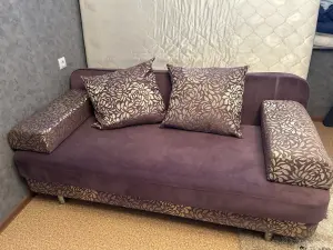 Диван книга