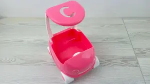 Пупс Lil Cutisies в машинке, JC Toys (Испания)