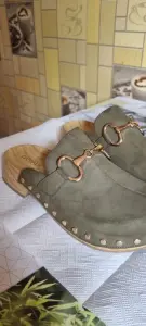 Шлепанцы женские