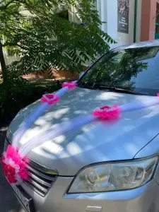 Свадебные украшения на машину