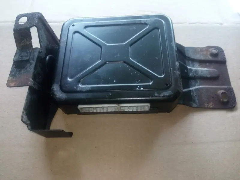 Блок управления ABS Mazda 323 BG