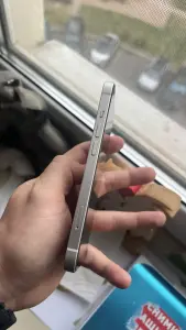 iPhone 13 white 128G