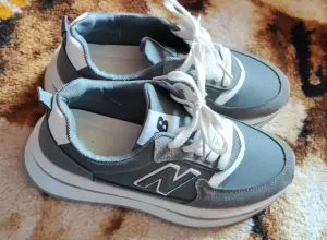 Кроссовки женские NB
