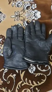 Перчатки