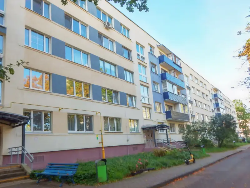 Продается 3-комнатная квартира в центре Минска, улица Киселева 36.