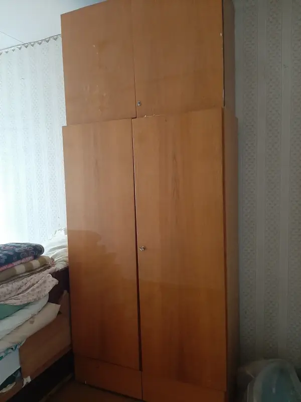 Шкаф