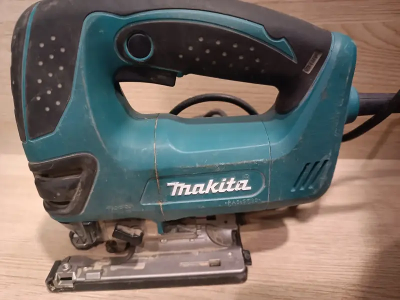 Электролобзик Makita 4350 FCT (а.44-031849)