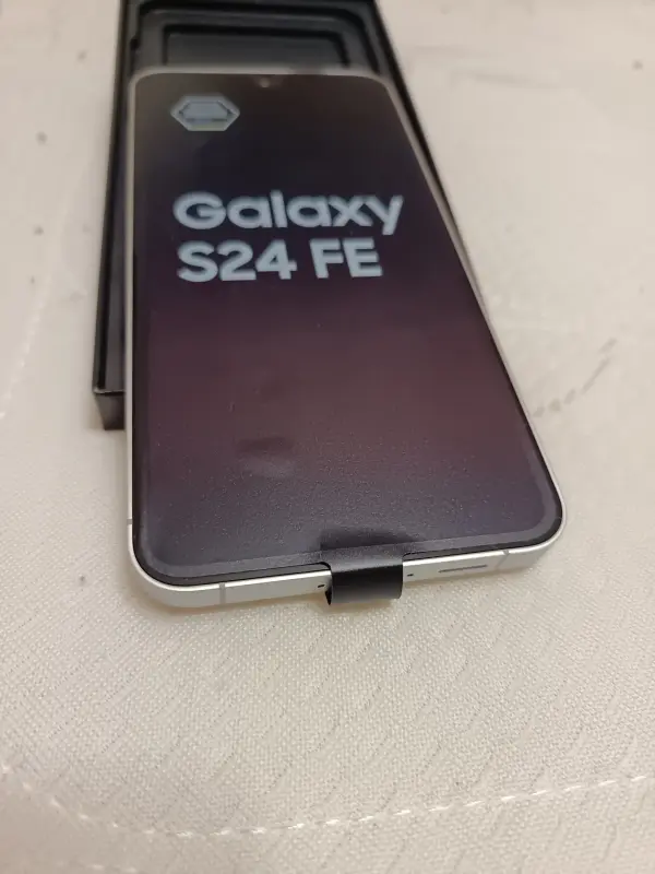 Samsung Galaxy S24 FE