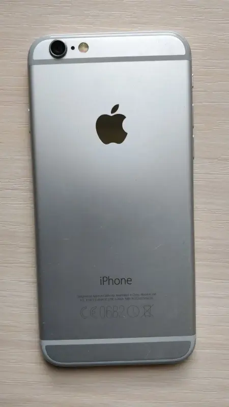 Смартфон Apple iPhone 6,- отличное состояние
