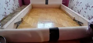 кровать