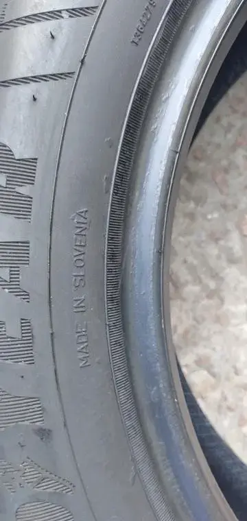 Зимние шины GOODYEAR 205/55 R16 2шт.