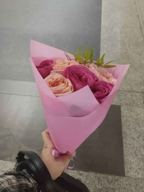 Букет пионовых