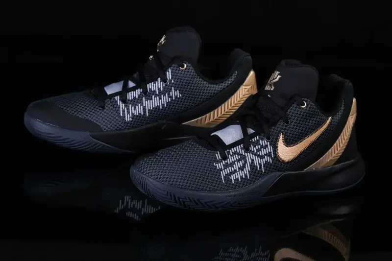 Кроссовки NIKE KYRIE II ORIGINAL