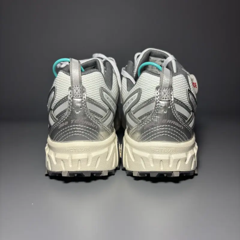 Кроссовки New balance 410 V5
