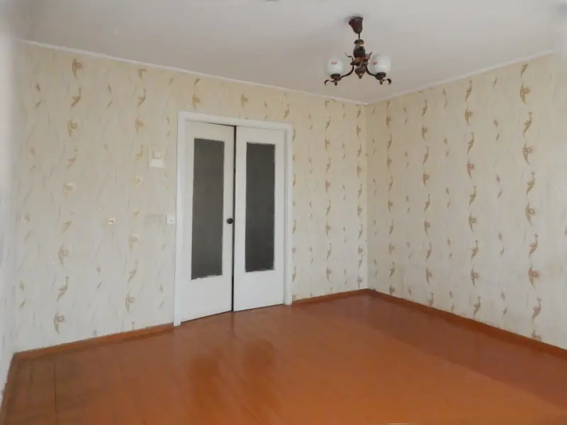 Продается 3-комнатная квартира в центре Минска, улица Киселева 36.