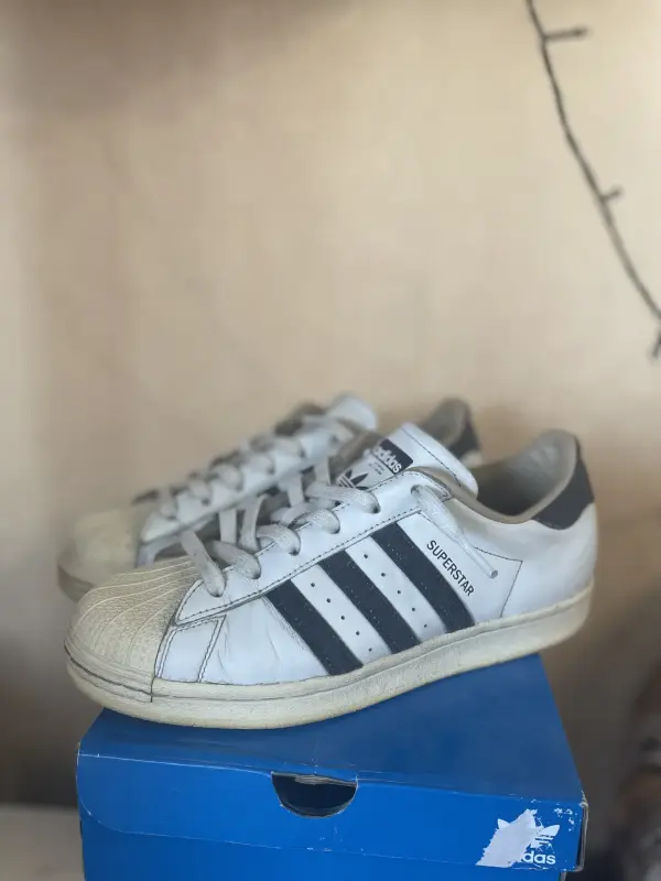 Кроссовки adidas superstar
