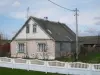 Продам дом с участком 15 соток в агрогородке Илья