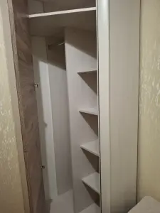 Шкаф угловой