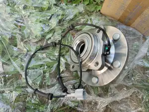 Ступица с подшипником задняя +ABS NISSAN PATROL Y62/ARMADA/TITAN/INFINITI QX56 03-