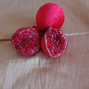 Новогодние игрушки ручной работы.